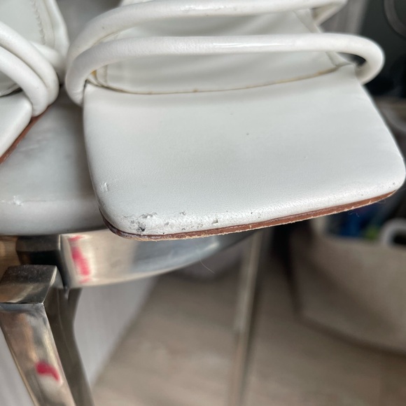 Marc Fisher Strappy Dareta Heel Sandals White Size 7.5 - Picture 6 of 9